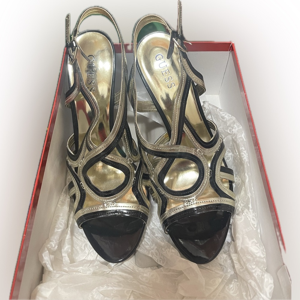 Guess shoes, never worn